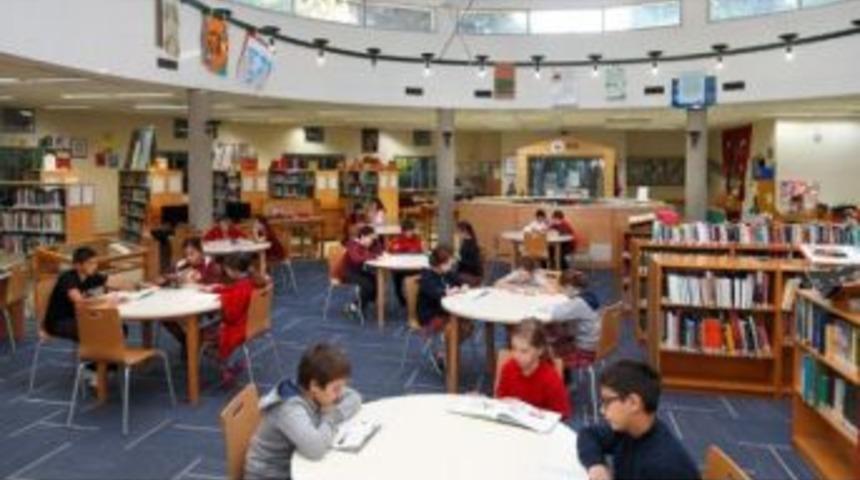 Tatilde Her İl&ccedil;ede Bir Okul K&uuml;t&uuml;phane Olarak Hizmet Vermeye Başladı