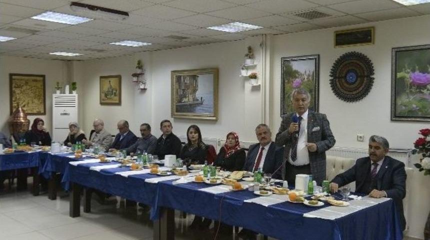 Isparta Belediyesi Muhtarlara Whatsapp Grubu Kurdu