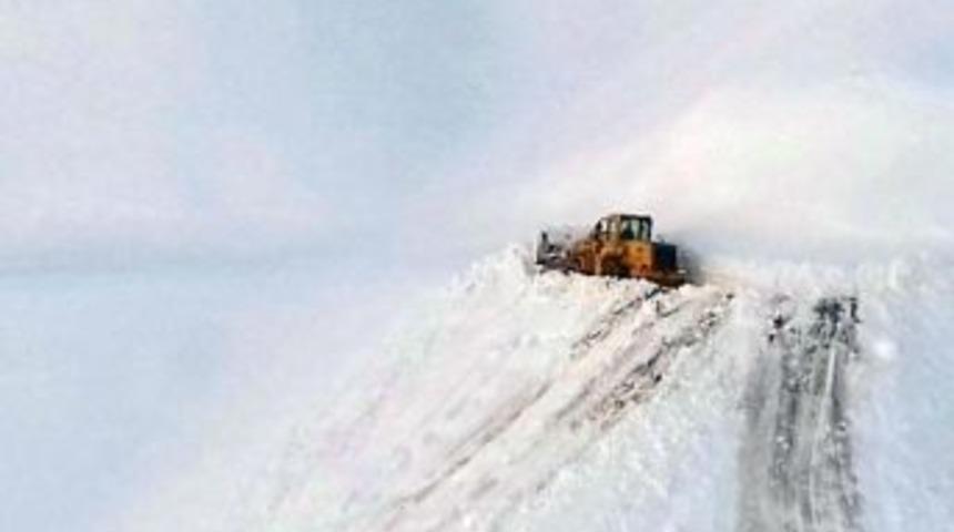 Batman&rsquo;da 565 K&ouml;y Ve Mezra Yolu Ulaşıma Kapandı