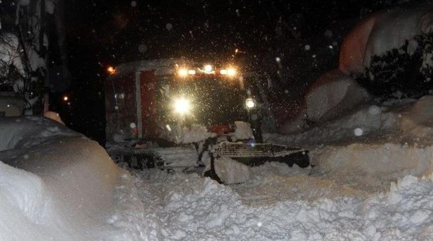 Evinde Mahsur Kalan Hastaya 6 Saatte Ulaşılabildi