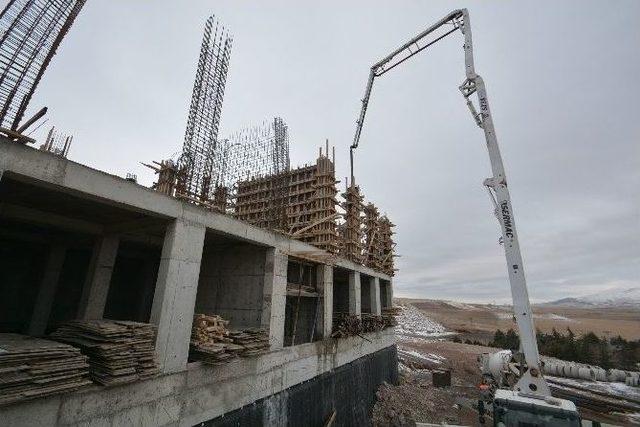 Ankara Büyükşehir Belediyesi, Sincan Cimşit Mezarlığı’na Cami Ve Modern Tesislerin Yapım Çalışmalarını Sürdürüyor