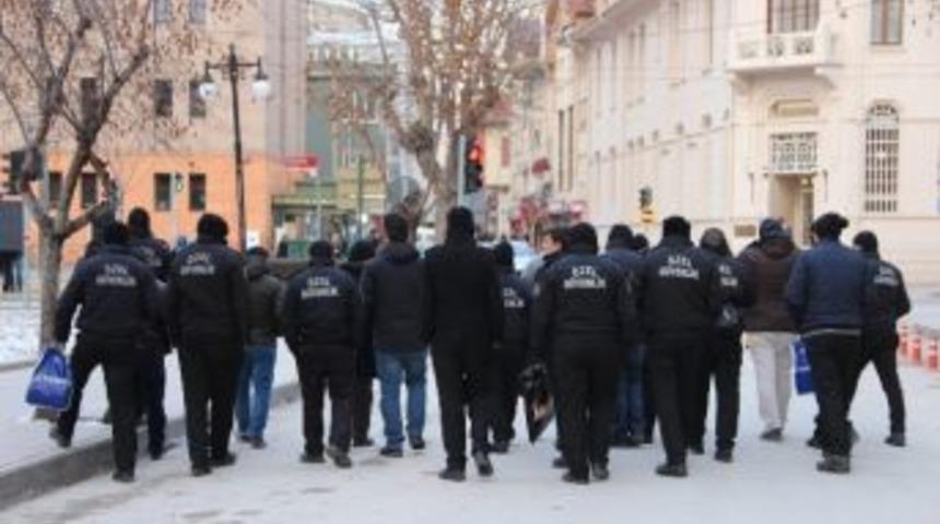 Haberleri Ses Getirdi, &Ouml;zel G&uuml;venlik G&ouml;revlileri Maaşlarını Aldı