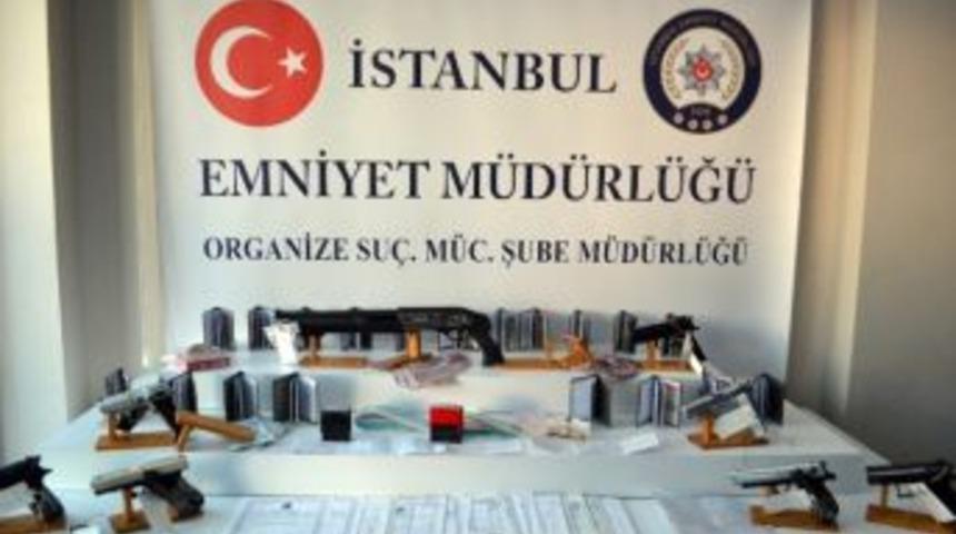 İstanbul&rsquo;da Gayrimenkul Şebekesine Operasyon: 16 G&ouml;zaltı