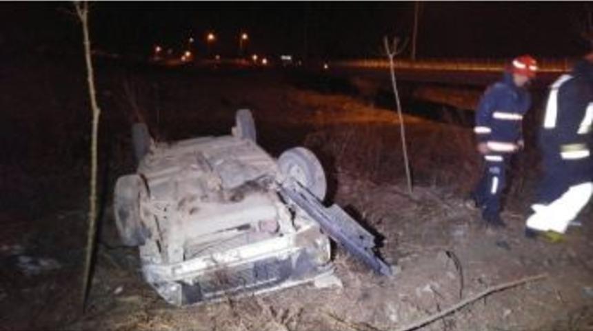 Sakarya&rsquo;da Otomobil Takla Attı: 5 Yaralı