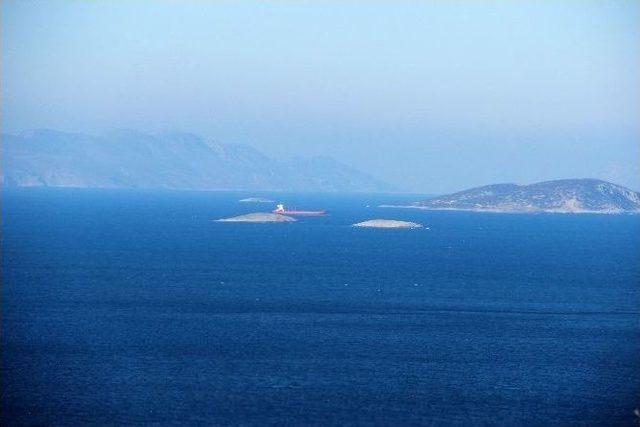 Yunan Tahrik Ediyor Türk Askeri Geçit Vermiyor