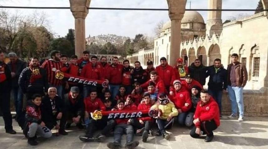 Eskişehirspor Taraftarları, Şanlıurfa&rsquo;da Ger&ccedil;ek Dostluklar Kazandı