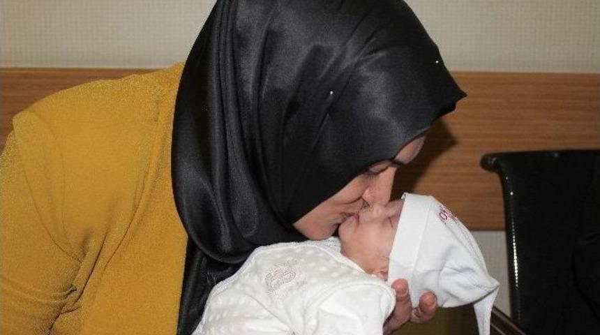 Bin 100 Gram Doğdu, Yaşam Savaşını Kazandı