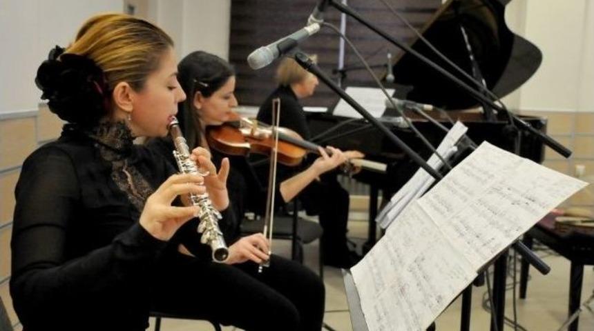 Om&uuml; Devlet Konservatuarında &Ccedil;ağdaş M&uuml;zik Konseri