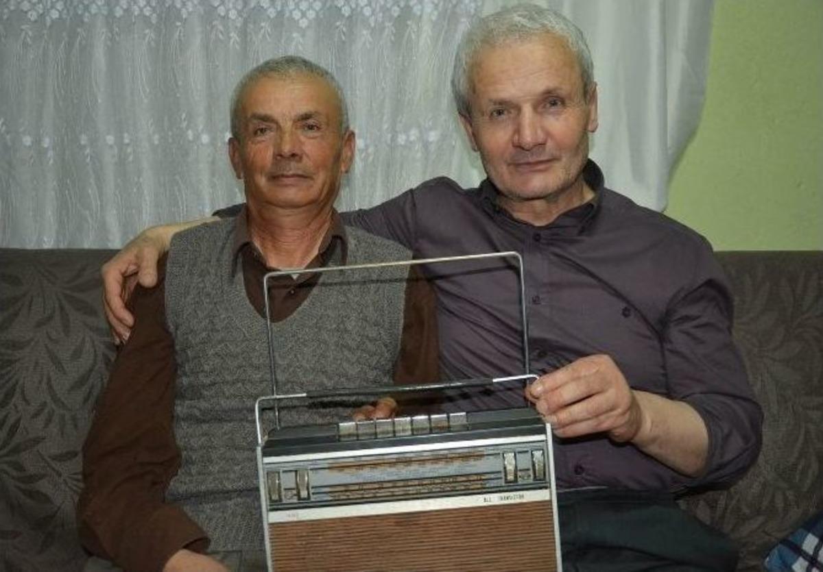 D&uuml;nya Radyo İle K&uuml;&ccedil;&uuml;lmeye Başlamış