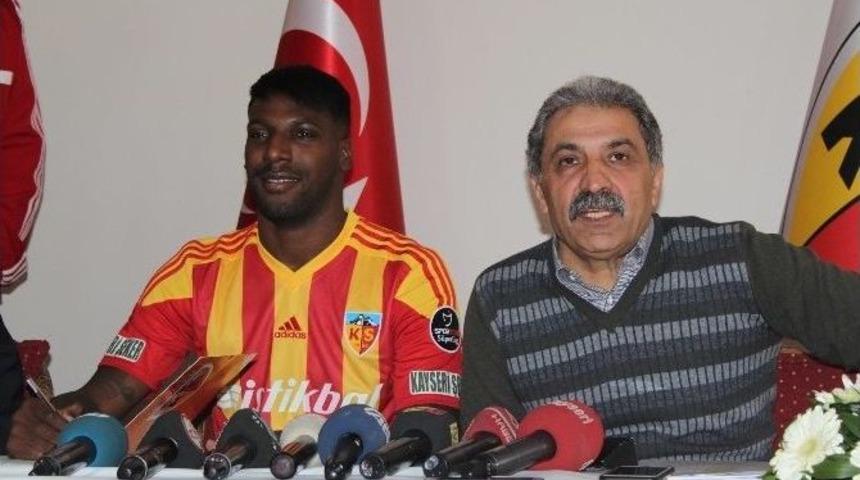 Transferin En Faal Kul&uuml;plerinden Kayserispor