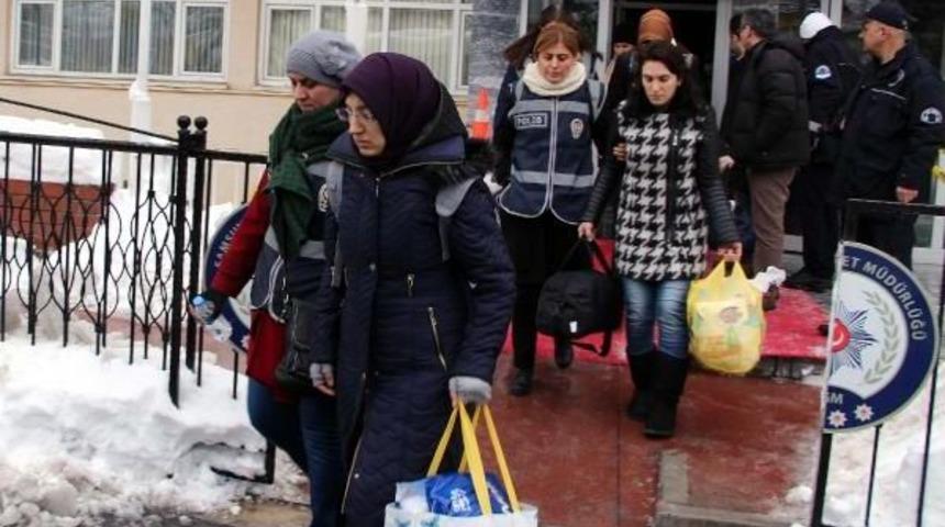 Fet&ouml; Ş&uuml;phelisi 15 Om&uuml; Personeli Adliyede