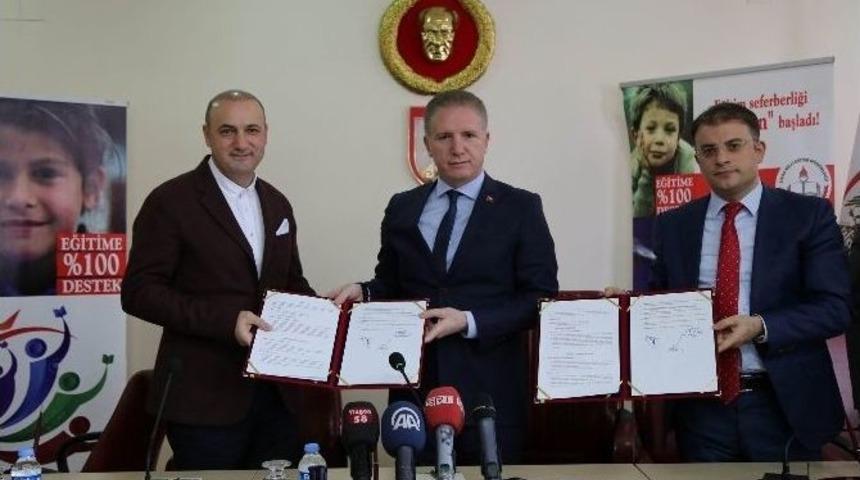 Sivas&rsquo;ta Eğitime Hayırsever Desteği