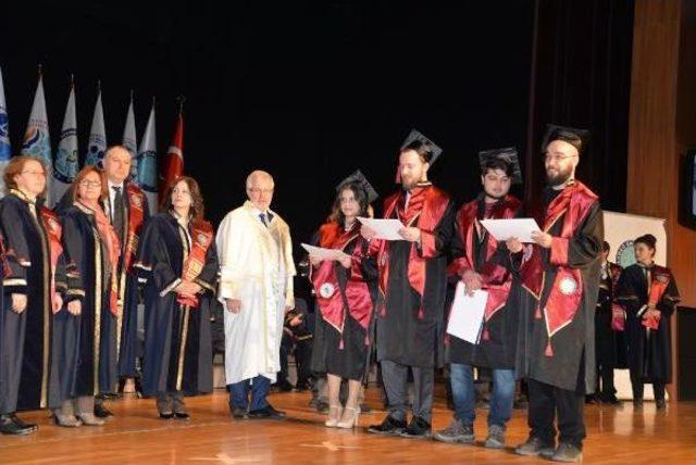 Kaza Sonucu Ayrıldığı Fakülteden 18 Sene Sonra Mezun Oldu