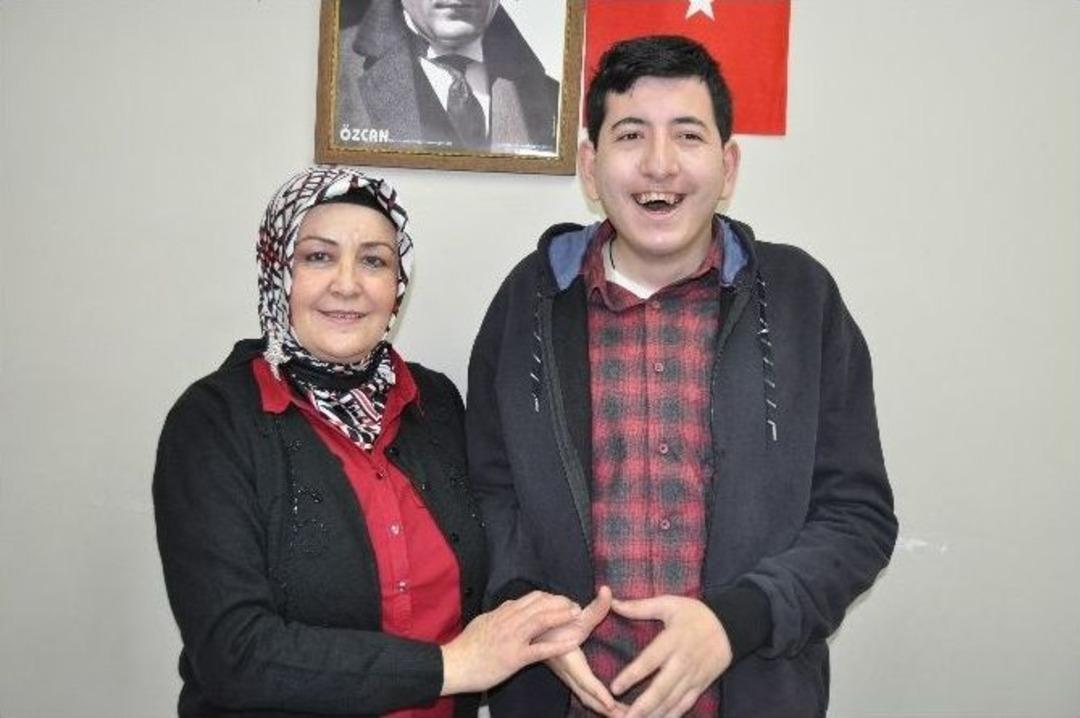 Fedakarlığın B&ouml;ylesi