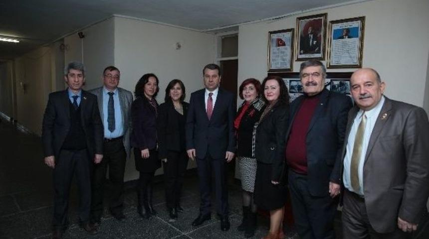 Vali Azmi &Ccedil;elik, Eskişehir Muhtarlar Birliği&rsquo;ni Ziyaret Etti