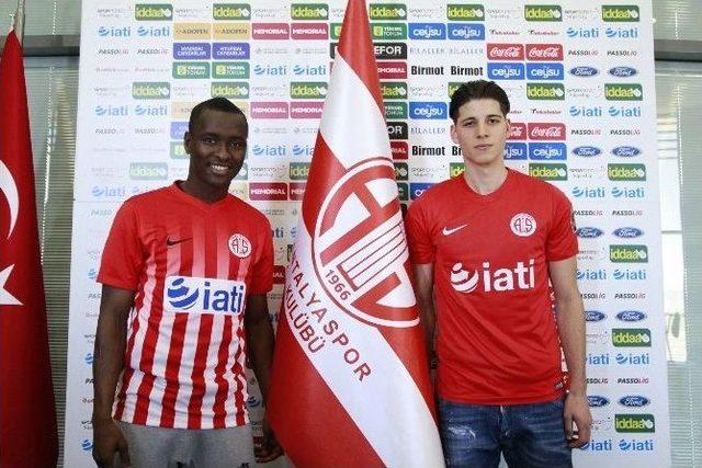 Antalyaspor’dan 2 Genç İsme İmza Töreni