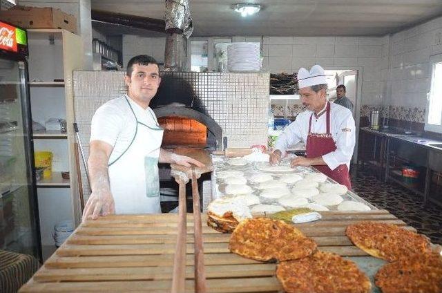 Viranşehir Öğretmen Evinde Aşçı Yardımcılığı Kursu Açıldı