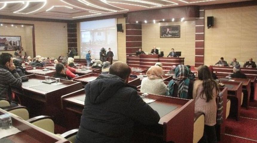 Fet&ouml;&rsquo;n&uuml;n Yurdunu Ahır Yapmak İ&ccedil;in Validen İstedi