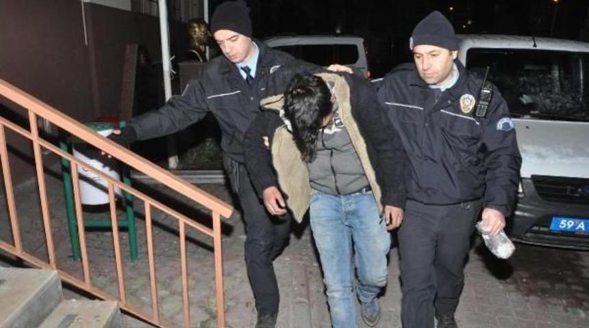 15 Yaşında Uyuşturucu Satarken Yakalandı