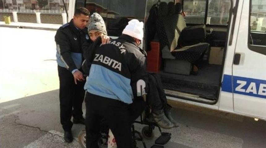 Şarjı Bitti, Zabıta Yetişti