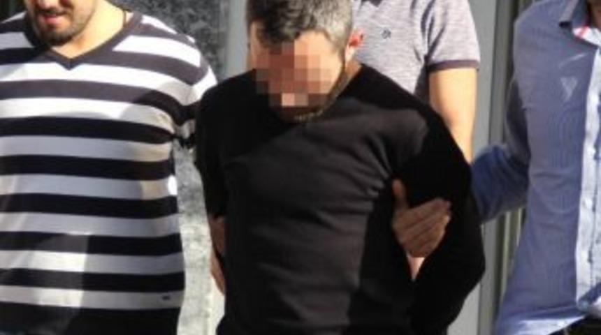 Sentetik Esrarla Yakalanan Şahıs Uyuşturucu Ticaretinden Beraat Etti