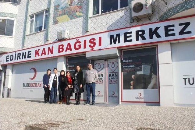 Kızılay Kan Bağış Merkezi Yenilenen Yerinde Bağışçılarını Bekliyor