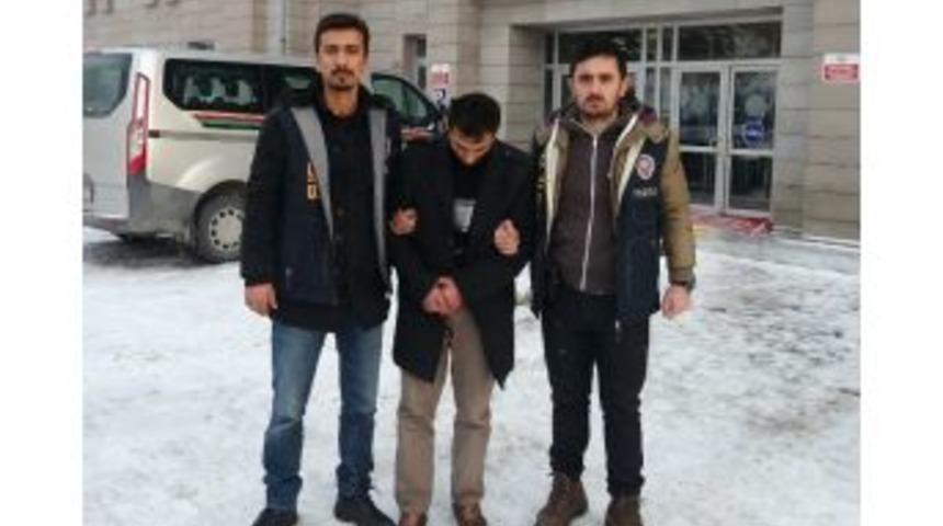 Facebook&rsquo;ta Sahte Profille &Ccedil;ocuklara Cinsel İstismarda Bulunan Şahıs Tutuklandı