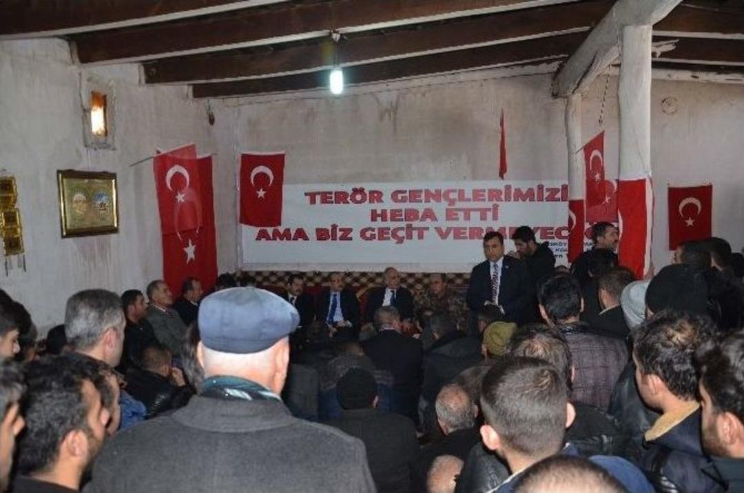 Kanaat &Ouml;nderleriyle Referandum Değerlendirmesi