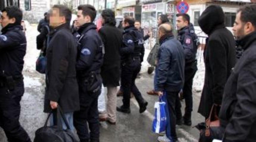 Fet&ouml;&rsquo;n&uuml;n &Uuml;niversite Ayağına Y&ouml;nelik Operasyonda 6 Tutuklama