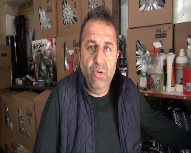 Otomobil Hırsızlığı Kameraya Yansıdı 1