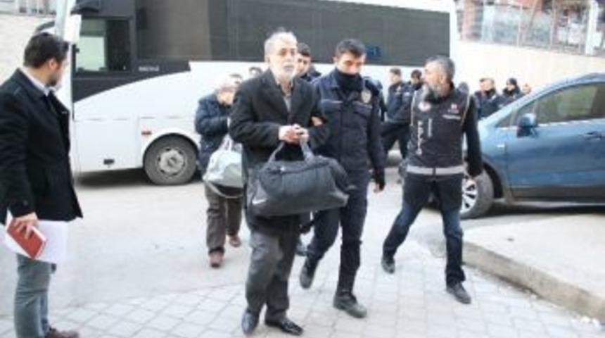 Bursa’da Fetö Operasyonunda Gözaltına Alınan 10 Kişi Adliyeye Sevk Edildi