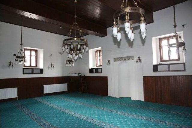 Karacaoğlu Cami Aslına Uygun Olarak Onarıldı