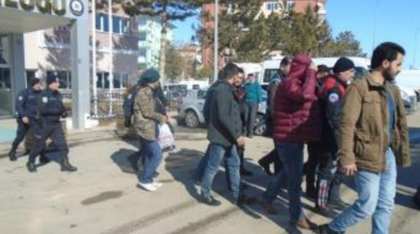 Karaman&rsquo;da Aranan 7 Kişi Tutuklandı