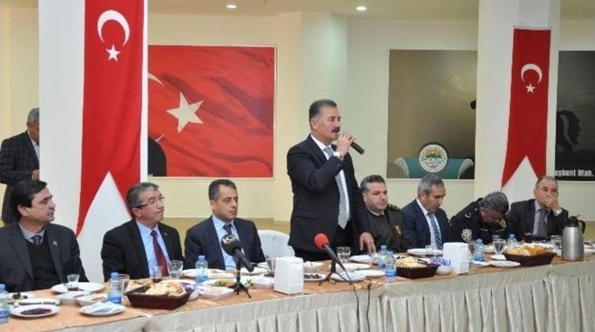 Tuna: "diyaloglu &Ccedil;alışmaya &Ouml;nem Veriyoruz"