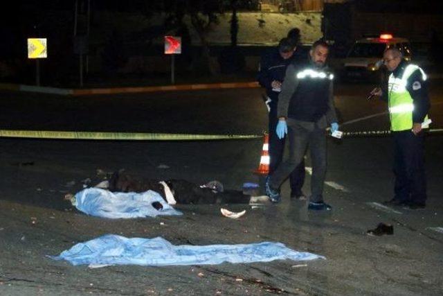 &nbsp;Antalya da Otomobil Motosiklete &Ccedil;arptı: 1 &Ouml;l&uuml; 1