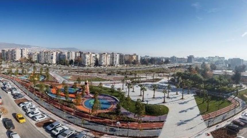 İzmir Şehitlerini Unutmadı