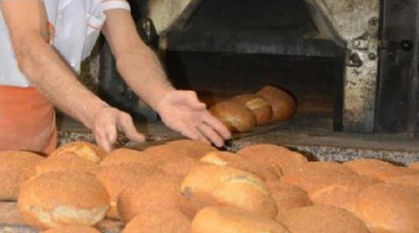 Bursa&rsquo;Da Ekmek Ve Simide 25 Kuruş Zam