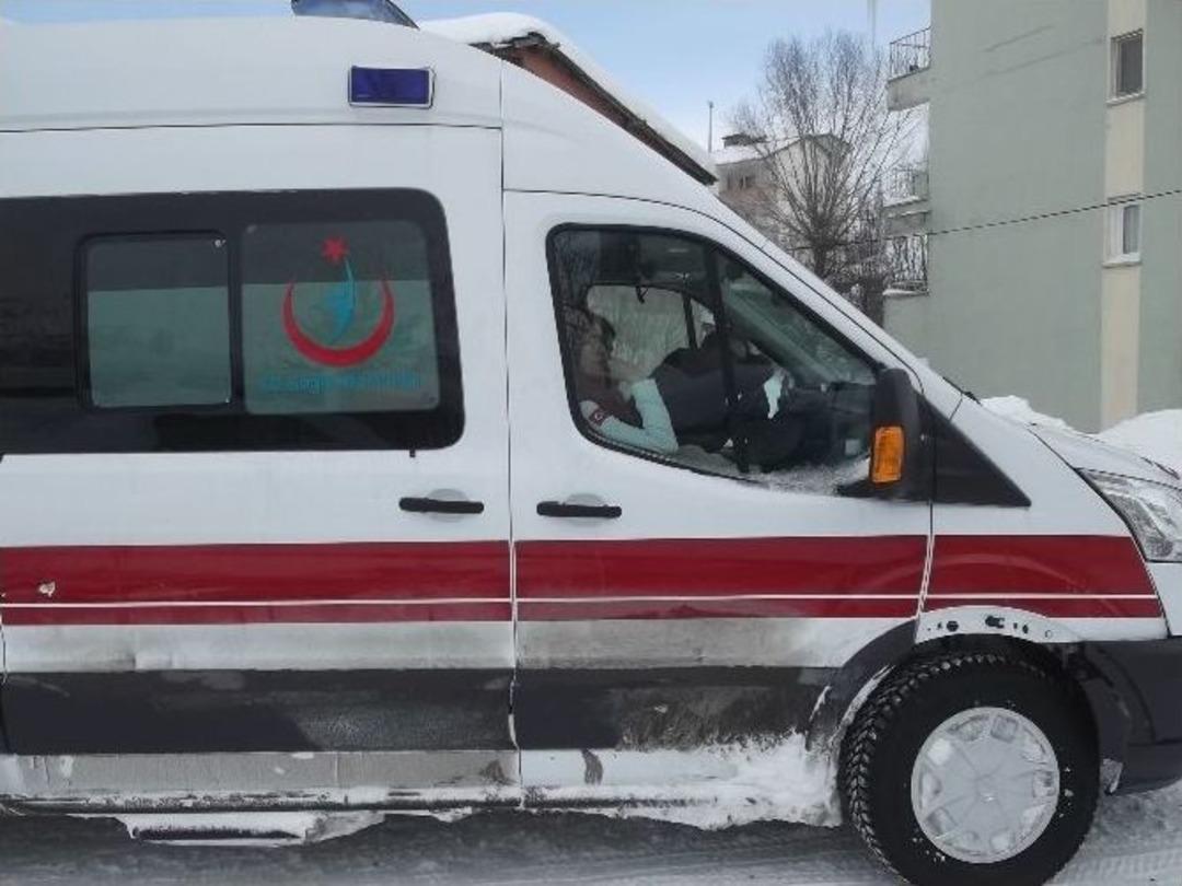 Muş&rsquo;ta Kep&ccedil;eyle Hasta Kurtarma Operasyonu