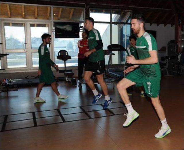 Bursaspor Kondisyon Salonunda Çalıştı