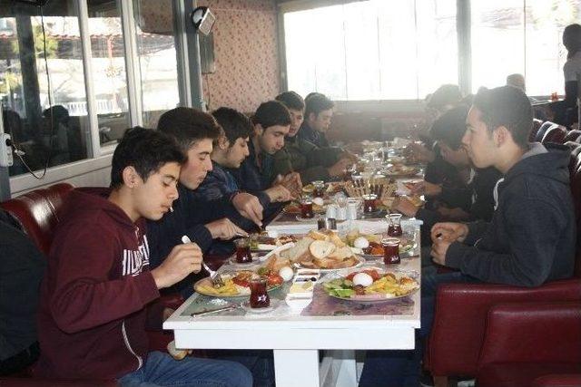 Sezonu Kahvaltı İle Kapattılar 1