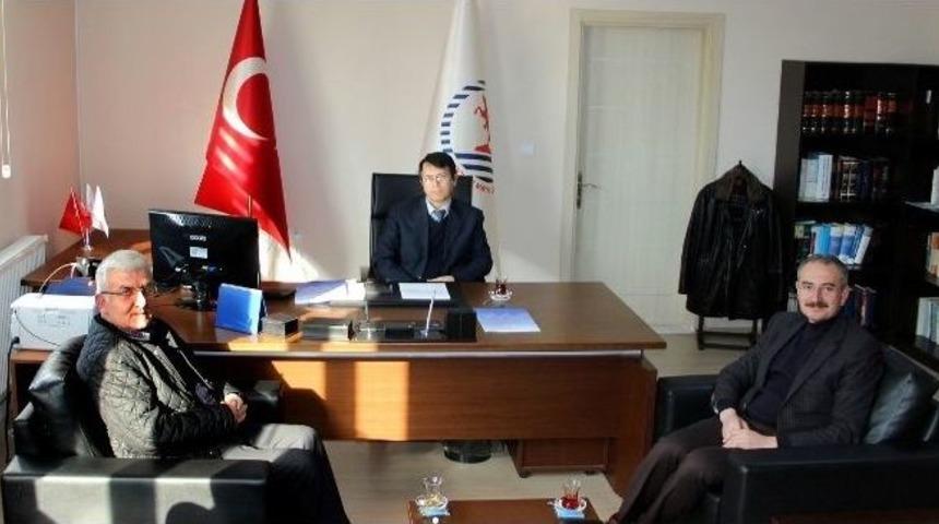 Hukuk Fak&uuml;ltesinin Yeni Dekanı G&ouml;reve Başladı