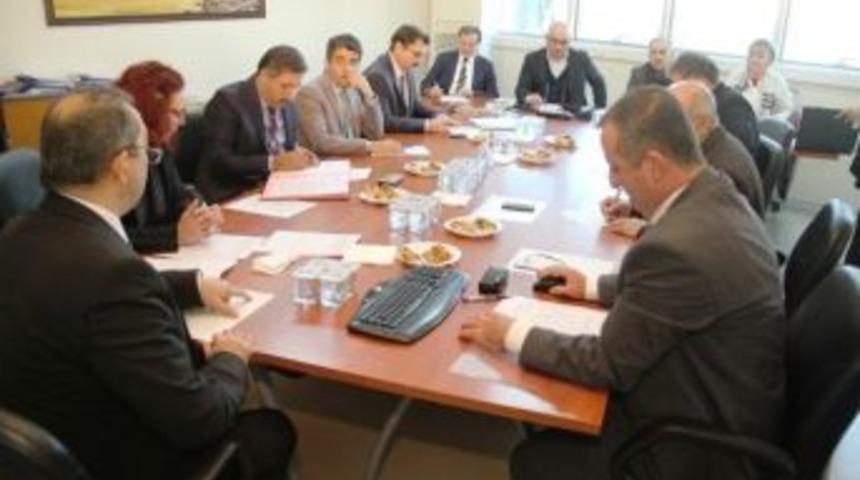 Enc&uuml;mende Kiralama İhaleleri Yapıldı