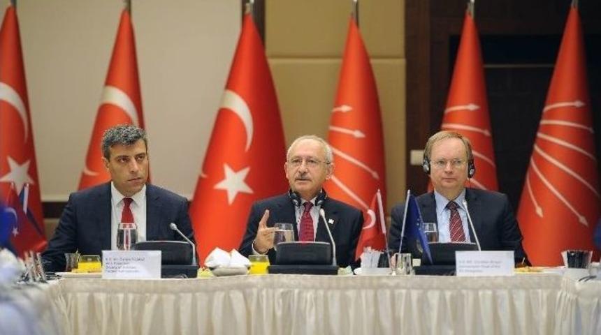 Kılı&ccedil;daroğlu&rsquo;nun Ab&rsquo;ye &Uuml;ye &Uuml;lkelerin B&uuml;y&uuml;kel&ccedil;ileri İle Toplantısı Sona Erdi