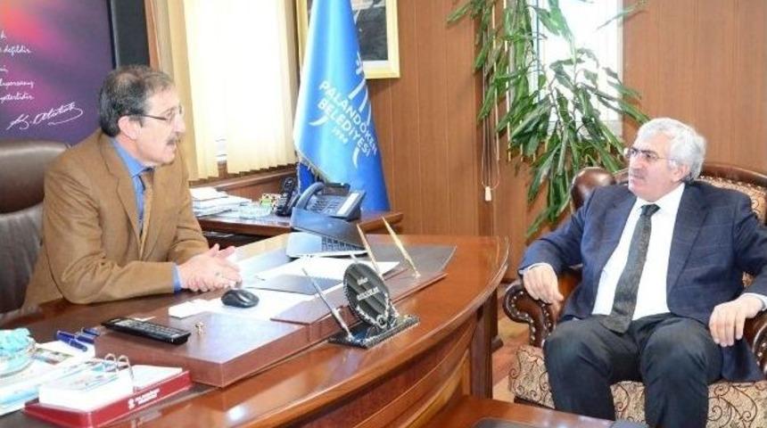 Ak Parti İl Başkanı &Ouml;z, Belediye Başkanı Bulutlar&rsquo;ı Ziyaret Etti