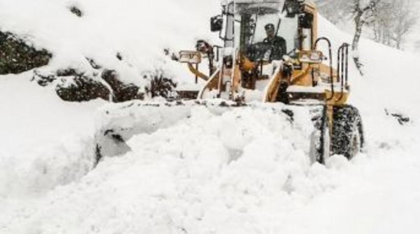 Doğum Sancısı &Ccedil;eken Kadının İmdadına &Ouml;zel İdare Ekipleri Yetişti