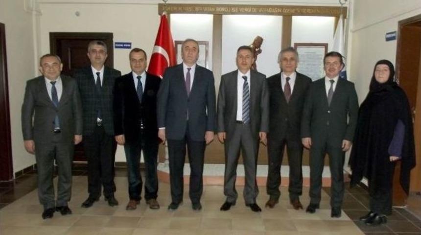 Vali Elban&rsquo;dan Defterdarlığa Ziyaret