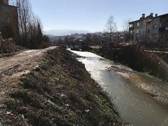 Çuhallı Deresi Islahına Başlandı