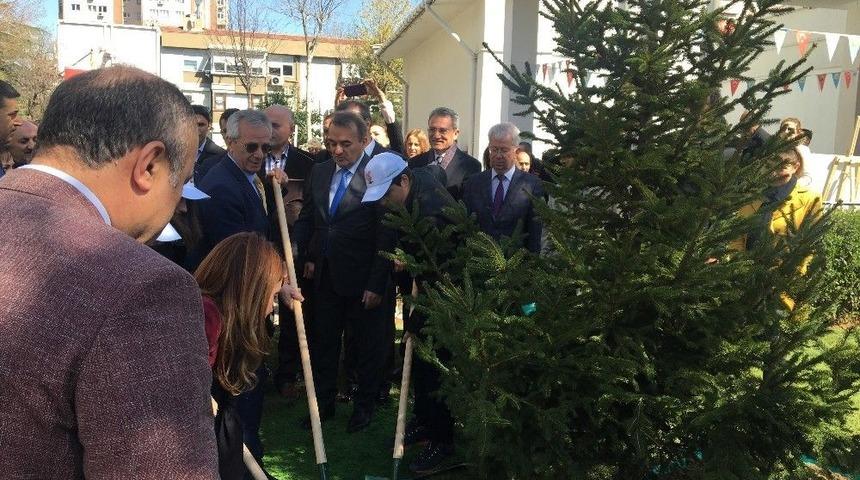 Bakan Eroğlu: Atak&ouml;y&rsquo;de Fidan Dikim T&ouml;renine Katıldı