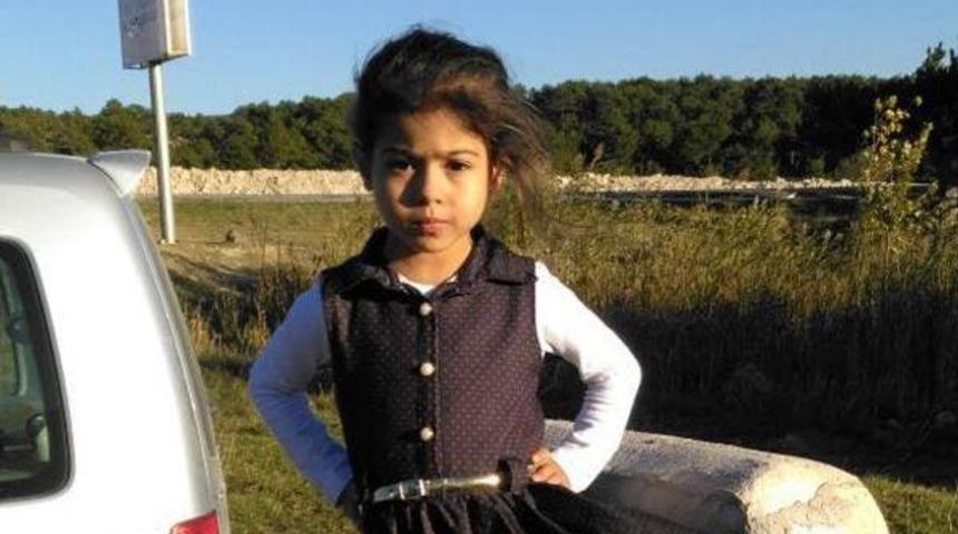 Minik Zeynep'in B&ouml;brekleri K&uuml;&ccedil;&uuml;k Nurg&uuml;l'e Can Oldu