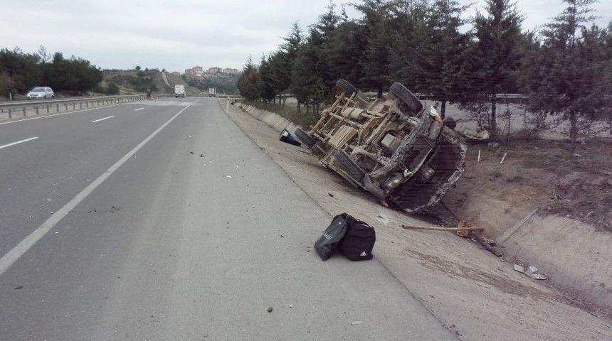 Osmaneli&rsquo;de Trafik Kazası: 5 Yaralı